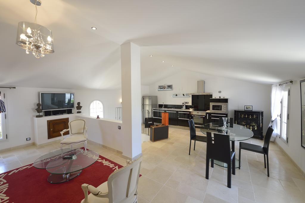 Chateau De La Clapiere Hyeres Bilik gambar